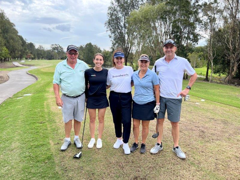 4 golfers with Bravehearts CEO