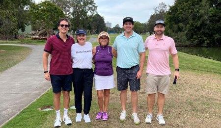 4 golfers with Bravehearts CEO